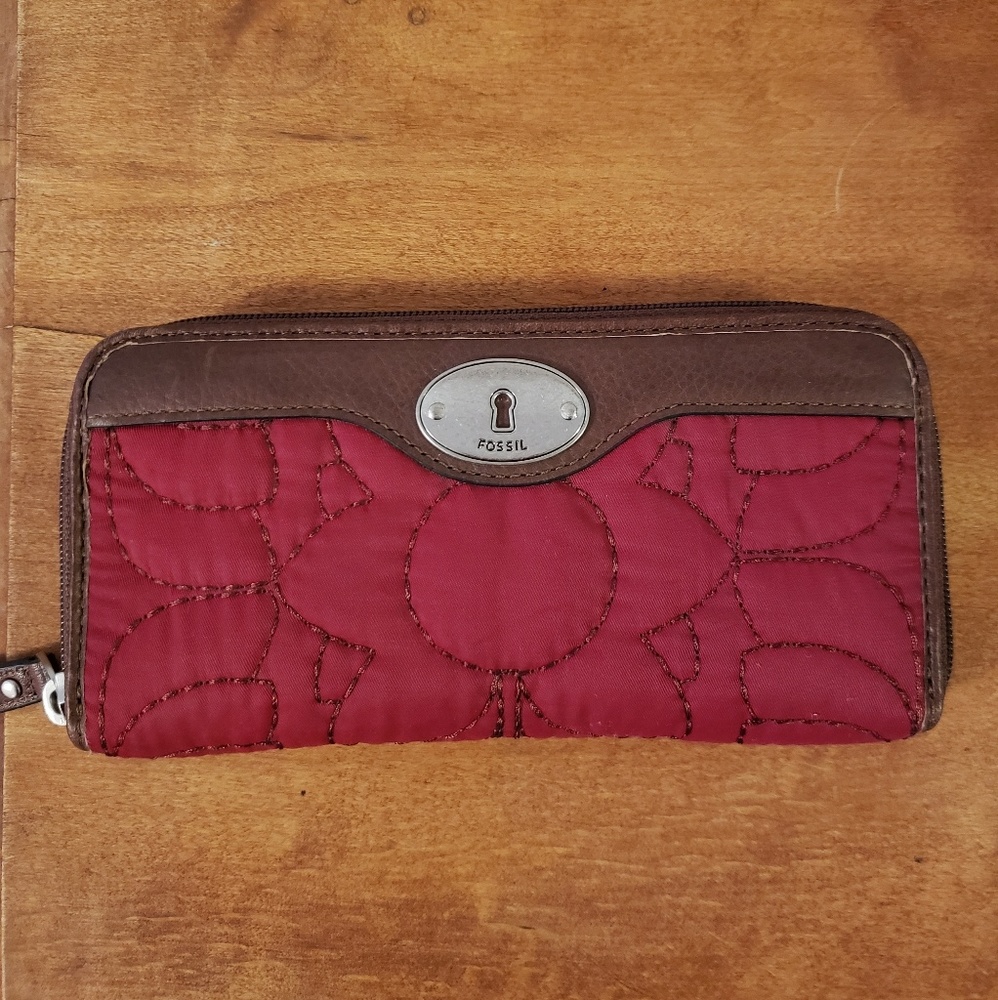 Fossil Red Quilted Key-per Wallet